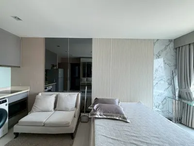 Rhythm Sukhumvit 36-38的开间公寓出租，第1张，共4张