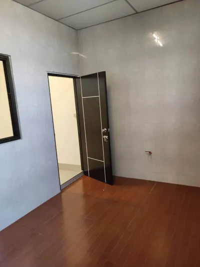 This listing, photo 2