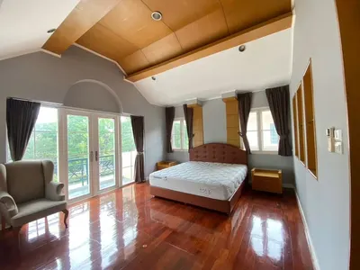 House for rent near MRT Phra Ram 9, photo 4 of 5