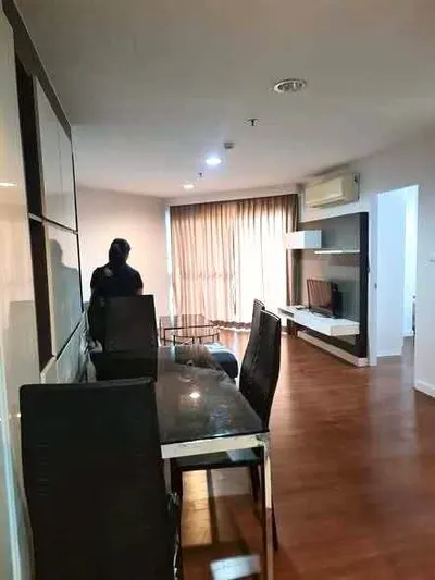 2-bed condo for rent at Belle Grand Rama 9, photo 2 of 5