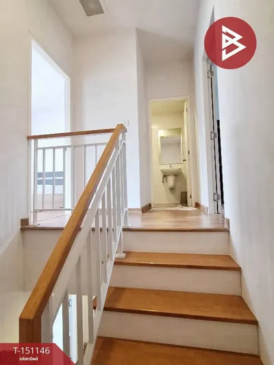4-bed townhouse for sale near ARL Lat Krabang, photo 4 of 5