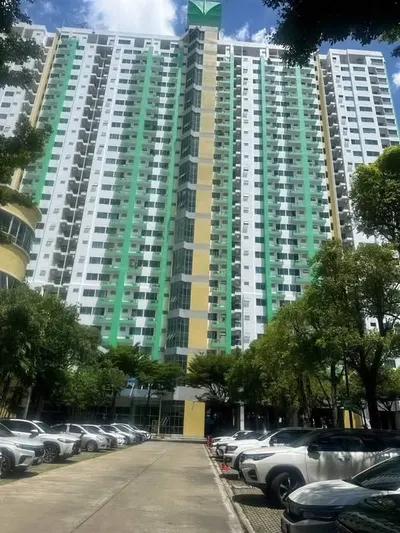 2-bed condo for sale at Supalai Park Kaset, photo 1 of 5
