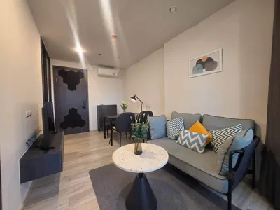 1-bed condo for rent near MRT Huai Khwang, photo 3 of 5