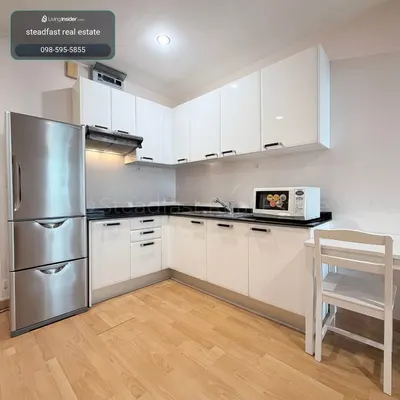 1-bed condo for rent near BTS Saint Louis, photo 3 of 5
