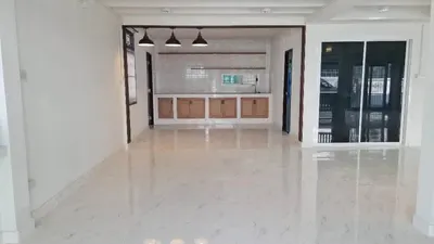 MRT 叻抛站附近的4房独栋住宅出租，第3张，共5张