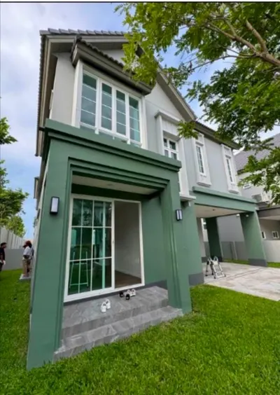 BTS 诗纳卡琳站附近的4房独栋住宅出售，第5张，共5张