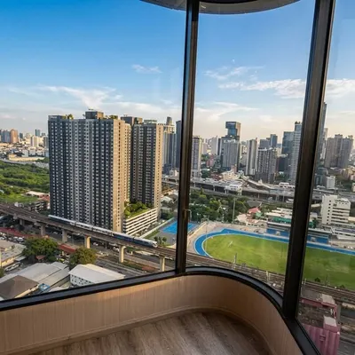 2-bed condo for sale at Ideo Mobi Asoke, photo 4 of 5