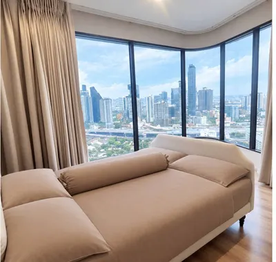 2-bed condo for sale at Ideo Mobi Asoke, photo 1 of 5