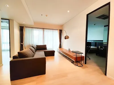 2-bed condo for rent at The Lakes, photo 1 of 5