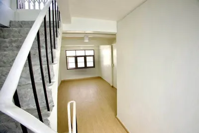 Maison de ville à louer près de la station BTS Saint Louis, photo 5 sur 5