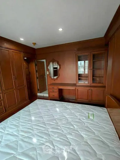 ให้เช่าคอนโด 2 ห้องนอน Saranjai Mansion รูปที่ 1 จาก 5