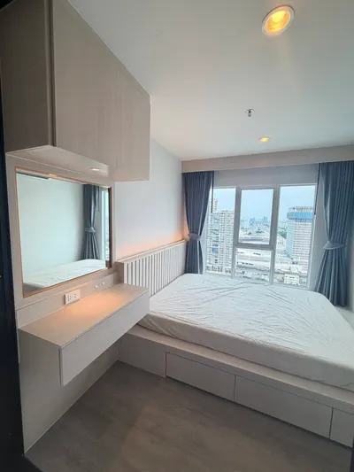 1-bed condo for rent at Regent Home Bangna, photo 3 of 5