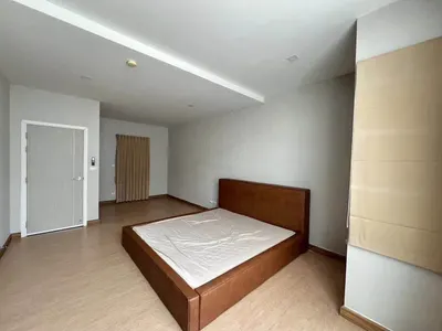 3-bed townhouse for rent near MRT Sirindhorn, photo 5 of 5