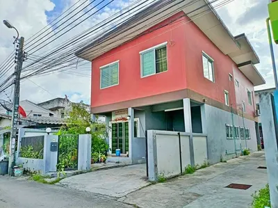 ให้เช่าทาวน์เฮาส์ 3 ห้องนอน ใกล้ MRT วงแหวนรามอินทรา รูปที่ 3 จาก 5