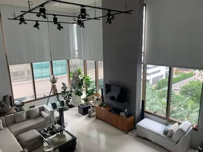 2-bed condo for rent near BTS Phrom Phong, photo 2 of 5