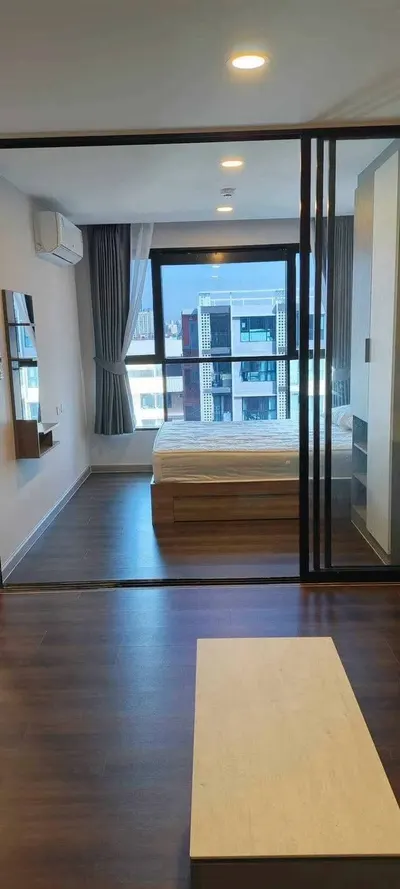 The Cube Loft Srinakarin的1房公寓出租，第1张，共10张