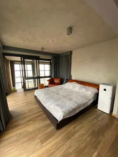 3-bed condo for rent at The Lofts Asoke, photo 3 of 5