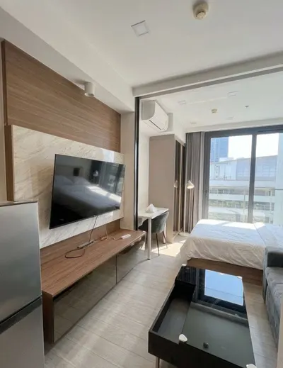 1-bed condo for rent at One9Five Asoke - Rama 9, photo 3 of 5