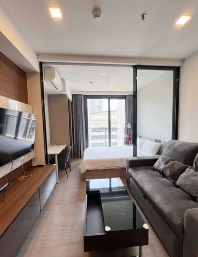 1-bed condo for rent at One9Five Asoke - Rama 9, photo 2 of 5