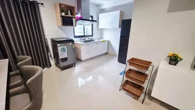 Maison de ville 3 chambres à louer près de la station BTS Bang Na, photo 3 sur 5