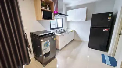 Maison de ville 3 chambres à louer près de la station BTS Bang Na, photo 4 sur 5