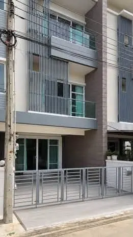 Maison de ville 3 chambres à louer près de la station BTS On Nut, photo 2 sur 5