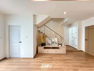 3-bed townhouse for sale near MRT Lat Phrao, photo 3 of 5