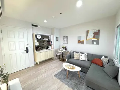 1-bed condo for rent near BTS Phra Khanong, photo 3 of 5