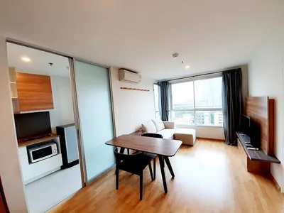 1-bed condo for rent near ARL Ramkhamhaeng, photo 3 of 5