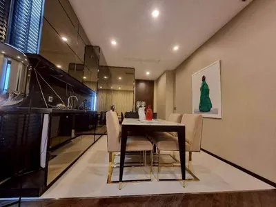 Condo 2 chambres à louer à THE ESSE Sukhumvit 36 ดิ เอส สุขุมวิท 36, photo 1 sur 5