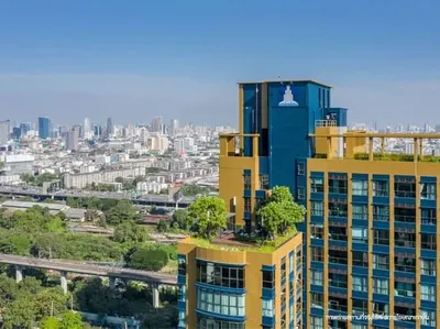 2-bed condo for sale at Lumpini Suite Phetchaburi - Makkasan, photo 1 of 8