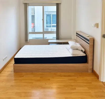 3-bed townhouse for rent near MRT Phra Ram 9, photo 7 of 7