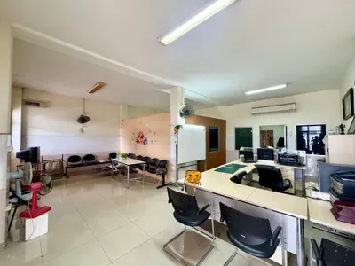 Commercial space for sale near MRT Khu Bon, photo 2 of 5