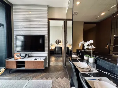 THE ESSE Sukhumvit 36 ดิ เอส สุขุมวิท 36的1房公寓出租，第1张，共10张