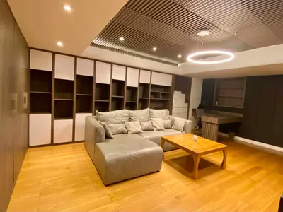 3-bed condo for rent near BTS Phrom Phong, photo 1 of 5