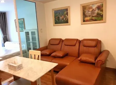 1-bed condo for rent in Phra Khanong, photo 1 of 5