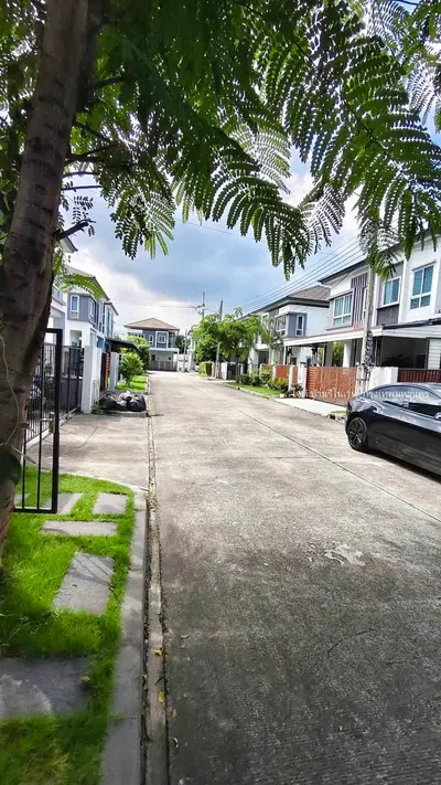 MRT 邦灿站附近的3房独栋住宅出售，第5张，共5张