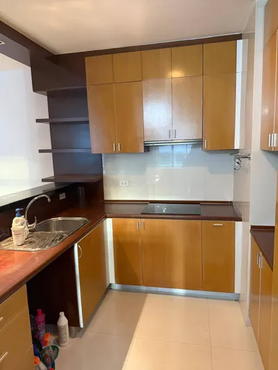 2-bed condo for rent near MRT Sukhumvit, photo 3 of 5