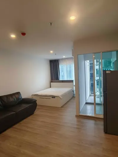 1-bed condo for rent at Regent Home Bangna, photo 1 of 5