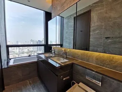 THE ESSE Sukhumvit 36 ดิ เอส สุขุมวิท 36の2ベッドルームコンドミニアム（賃貸）、写真3/10