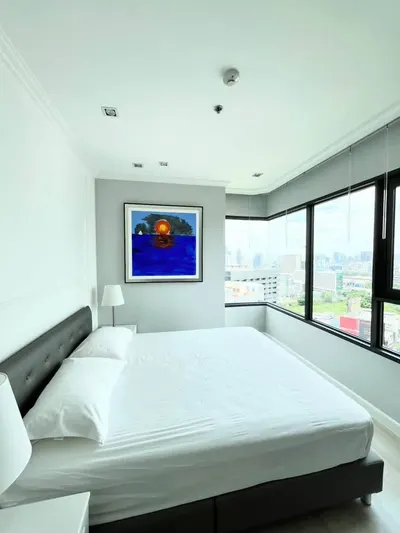 Condo 2 chambres à louer à Life One Wireless, photo 4 sur 7
