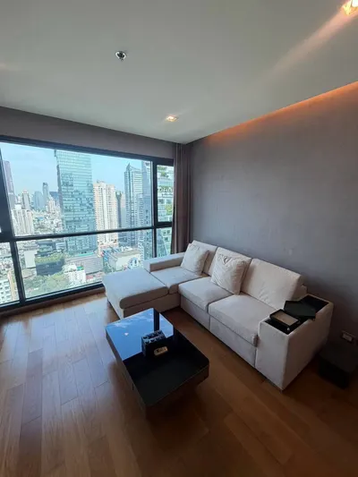 Condo 2 chambres à louer près de la station BTS Chong Nonsi, photo 3 sur 5