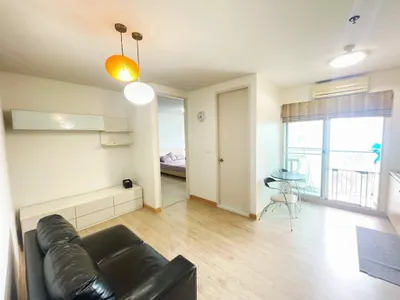 Condo à louer près de la station BTS Srinagarindra, photo 1 sur 5