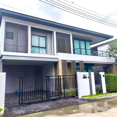 5-bed house for rent near MRT Bang Chan, photo 2 of 5