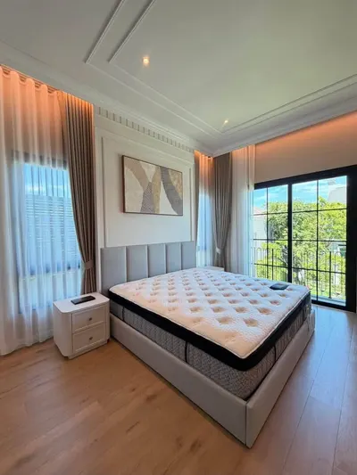 Narinsiri Rama 9 - Krungthep Kreetha的4房独栋住宅出租，第4张，共5张