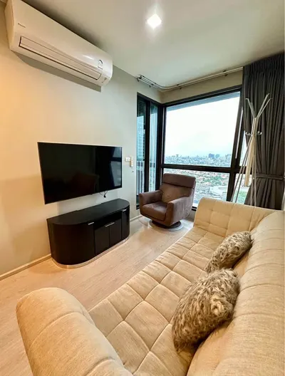 Condo 1 chambre à louer à RHYTHM Sukhumvit 44/1, photo 2 sur 5
