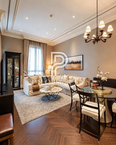 2-bed condo for rent at 98 Wireless, photo 2 of 5