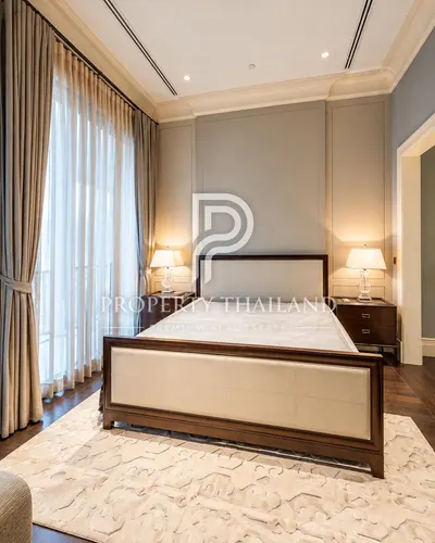 2-bed condo for rent at 98 Wireless, photo 3 of 5