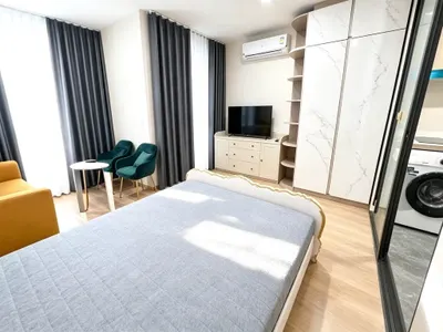 Studio condo for rent near MRT Queen Sirikit National Convention Centre, photo 1 of 5