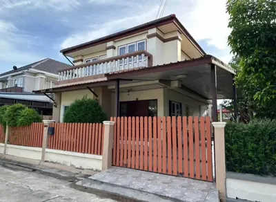 4-bed house for rent near ARL Ramkhamhaeng, photo 2 of 5